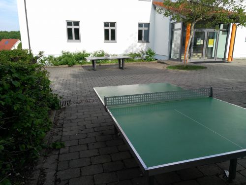 Tischtennis bei Schulstraße 13