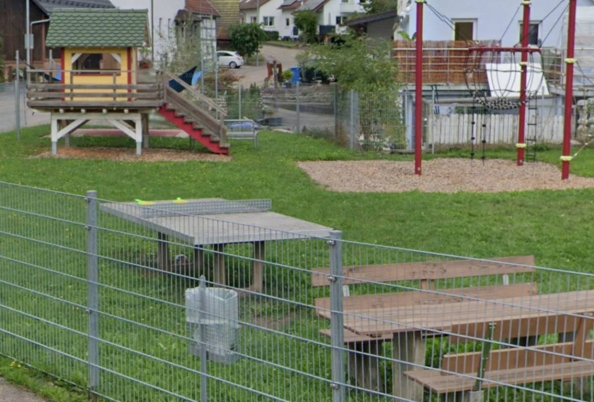 Tischtennis bei Schmellenhöfer Straße