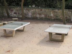 Tischtennis bei Daniel-Brendel-Straße 7