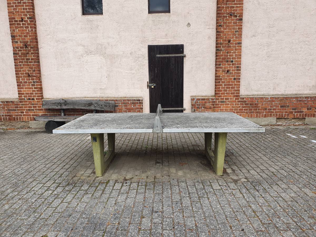Tischtennis bei Dorfstraße