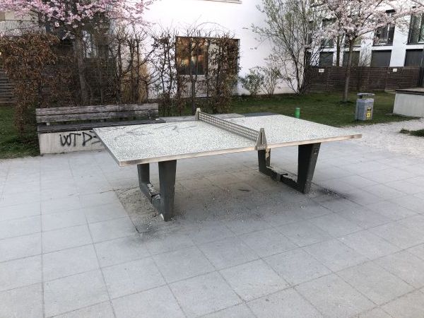 Tischtennis bei Fäustlestraße 5