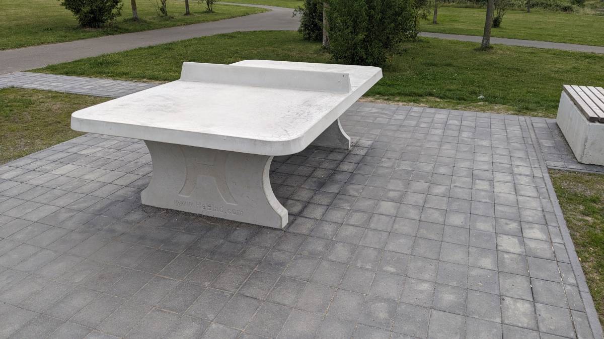 Tischtennis bei Seepromenade