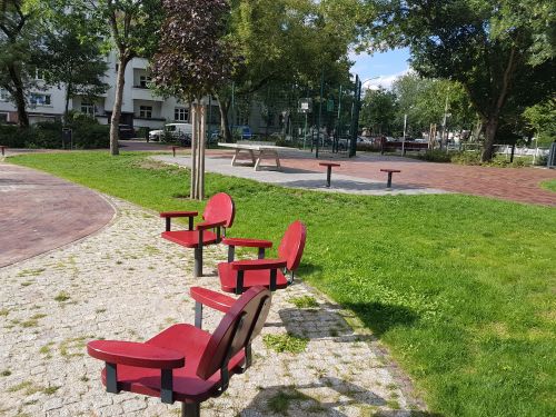 Tischtennis bei Waldowallee 48