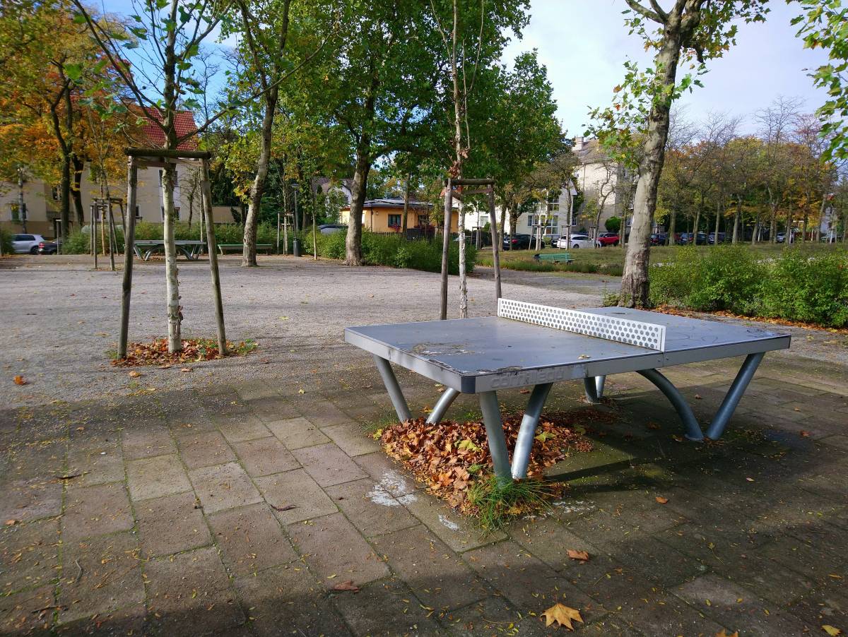 Tischtennis bei Akazienallee