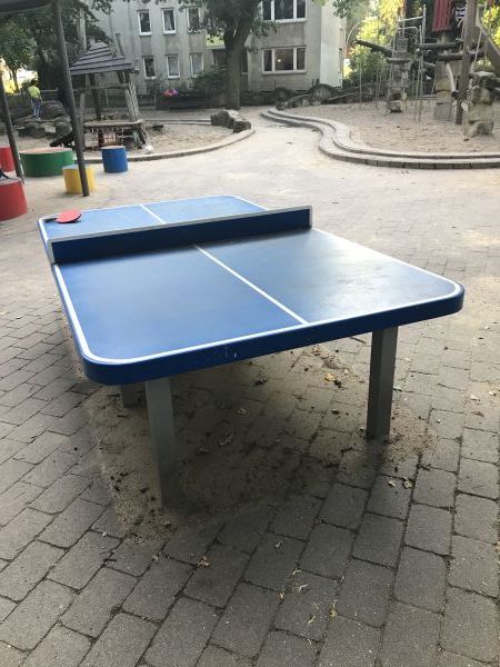 Tischtennis bei Esmarchstraße