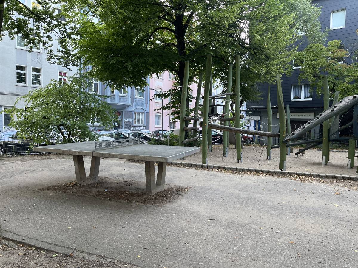 Tischtennis bei Adlerstraße
