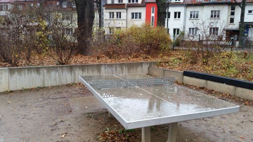 Tischtennis bei Friedrich-Ebert-Straße 57