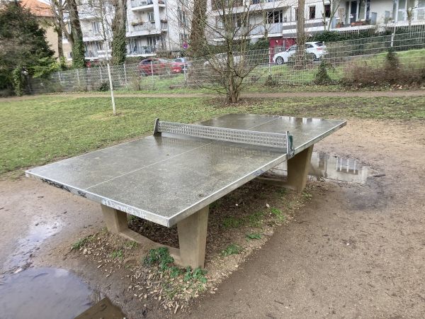 Tischtennis bei Hermannstraße