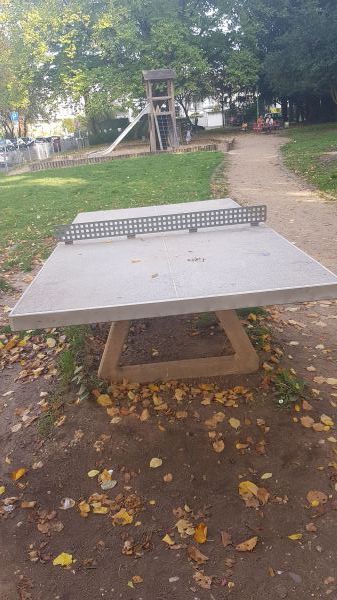 Tischtennis bei Diezstraße 4