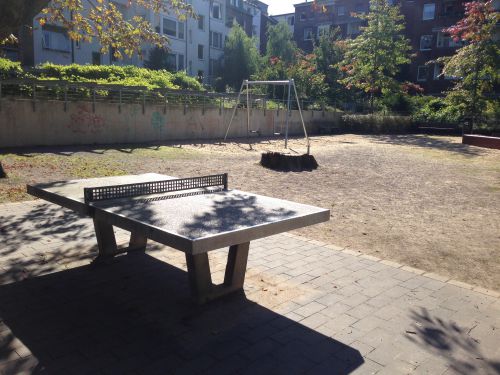 Tischtennis bei Suitbertusstraße 42