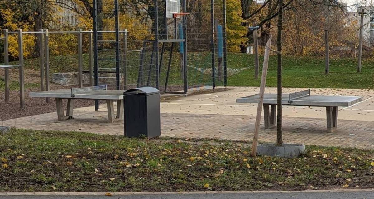 Tischtennis bei Carl-von-Ossietzky-Straße