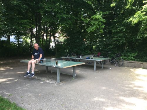 Tischtennis bei Kremser Str. 13