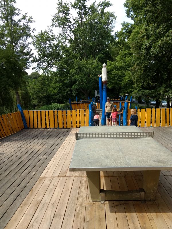 Tischtennis bei Bonhoefferufer