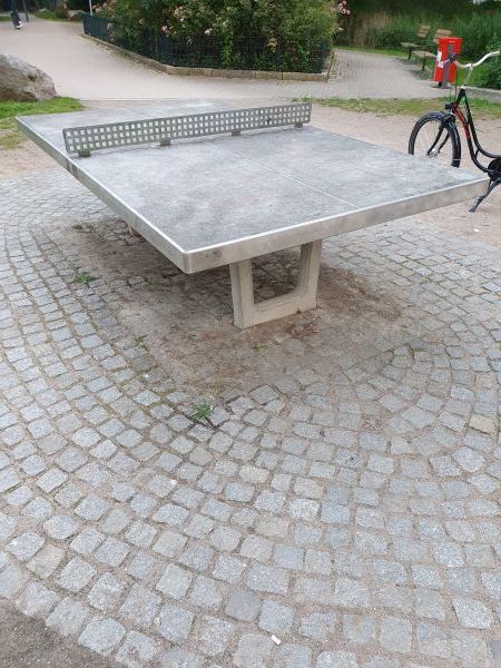 Tischtennis bei Rothenburgsorter Marktplatz