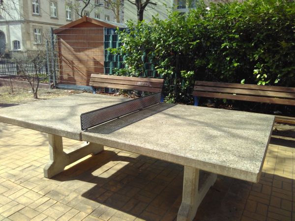 Tischtennis bei Habersaathstraße 1