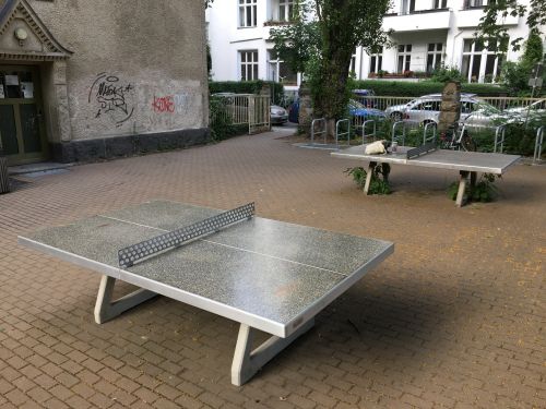 Tischtennis bei Schwalbacher Str. 3