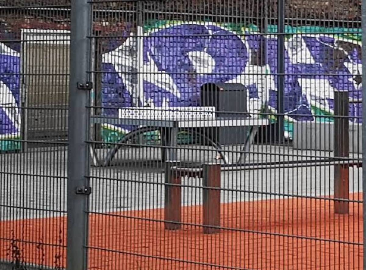 Tischtennis bei Platz der deutschen Einheit