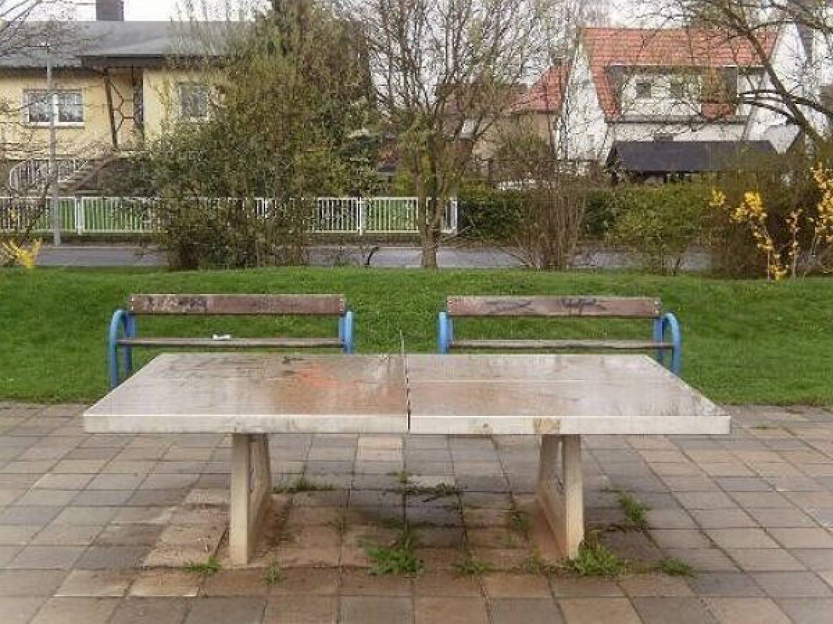 Tischtennis bei Kurt-Hänselmann-Weg