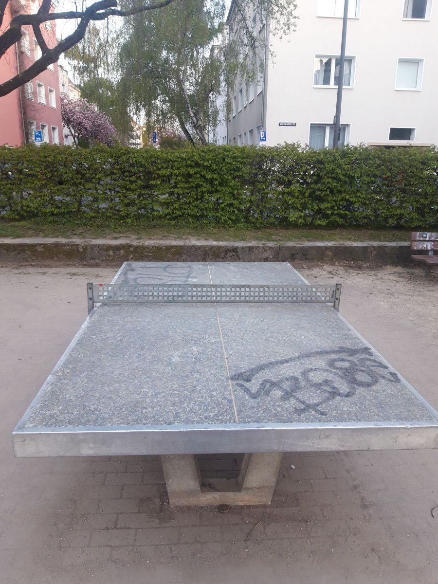 Tischtennis bei Münstereifeler Straße