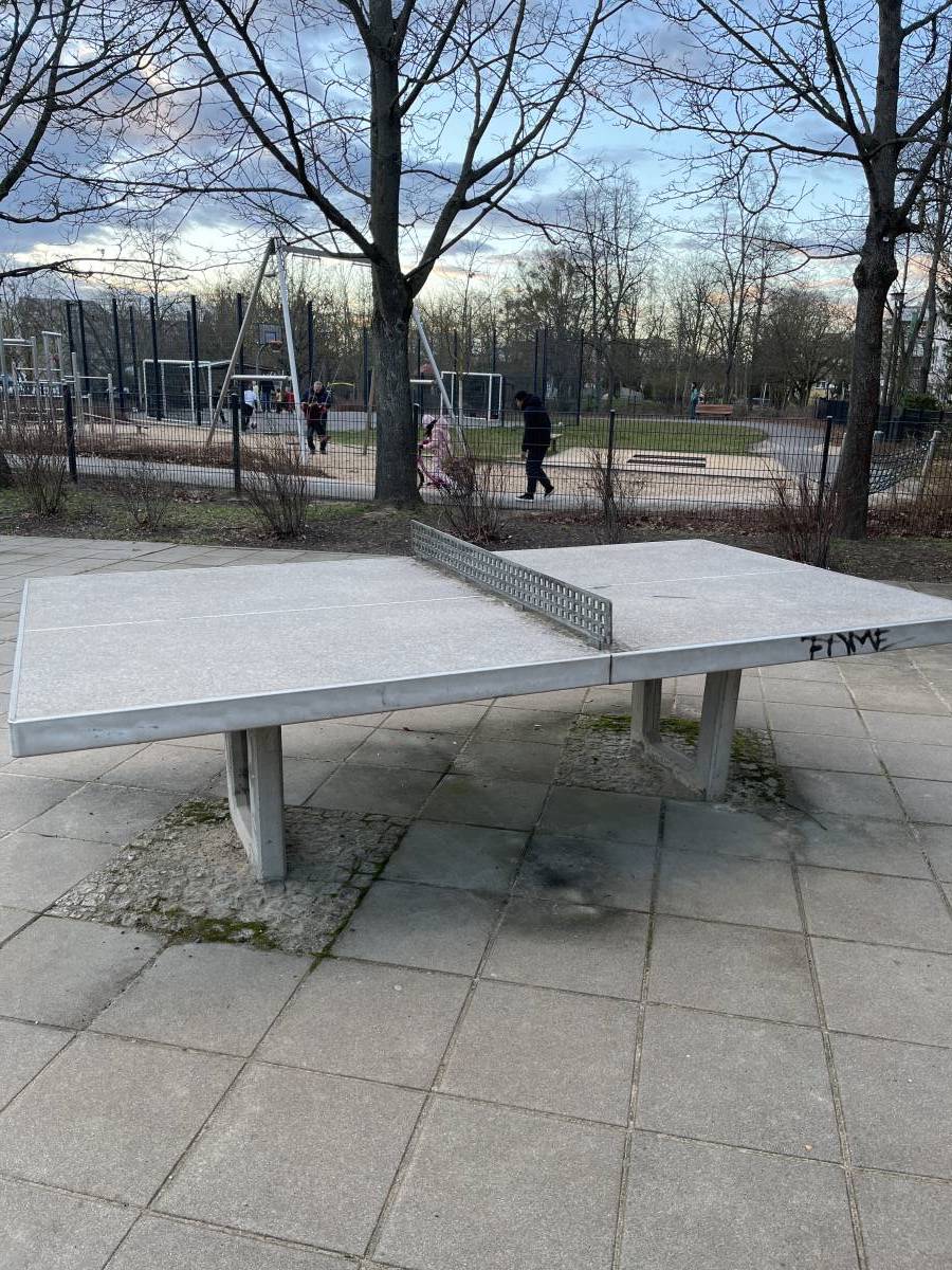 Tischtennis bei Theodor-Brugsch-Straße