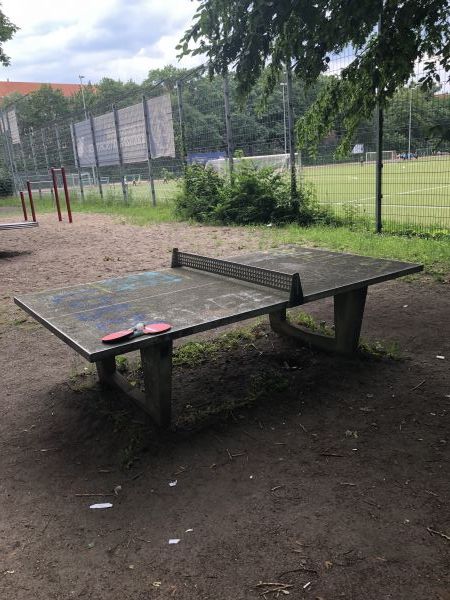 Tischtennis bei Heymannstraße 1
