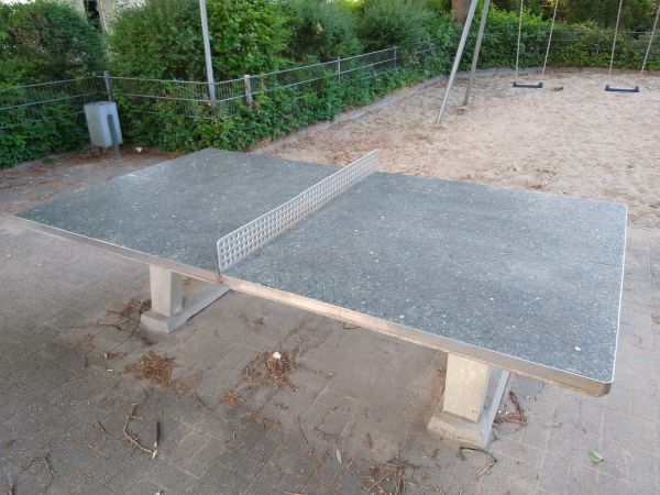 Tischtennis bei Jahnstraße 18A