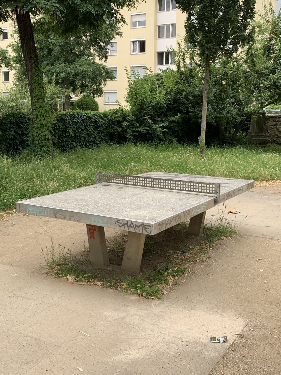 Tischtennis bei Trifelsstraße