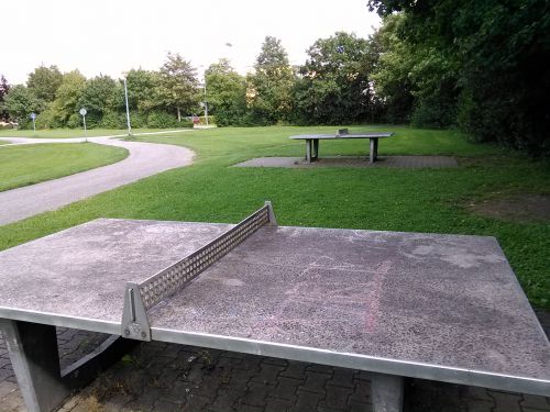 Tischtennis bei Simpertstraße