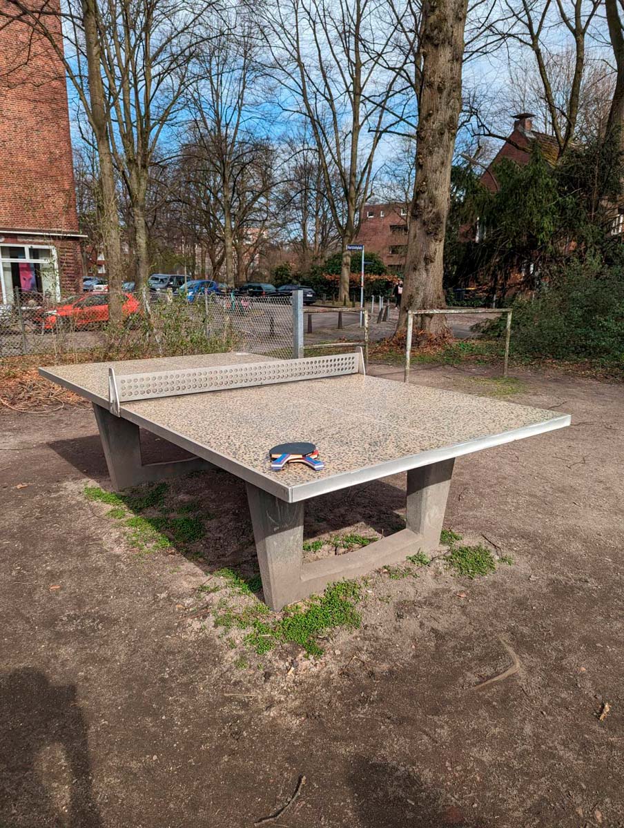 Tischtennis bei Hartzlohpl. 17