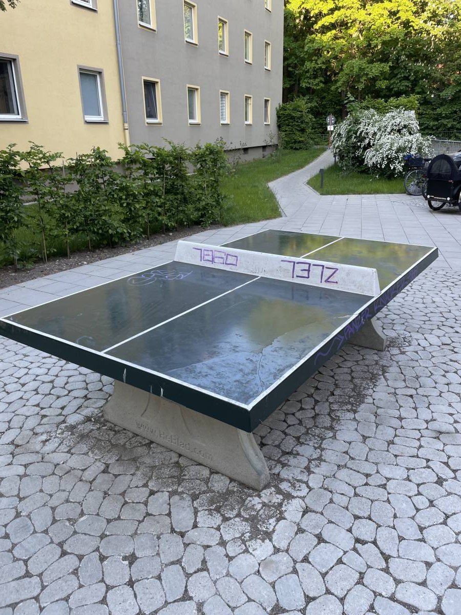 Tischtennis bei Waldeckstraße