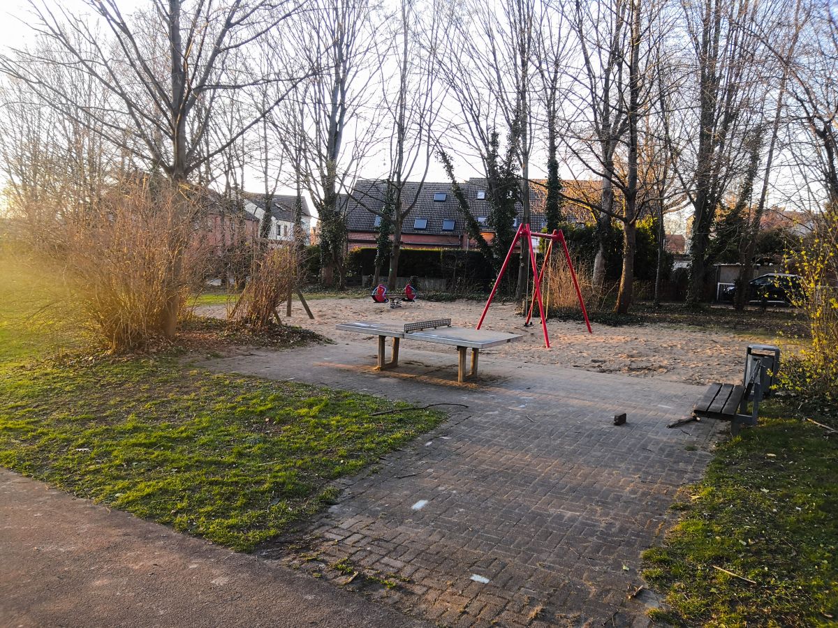 Tischtennis bei Speestraße