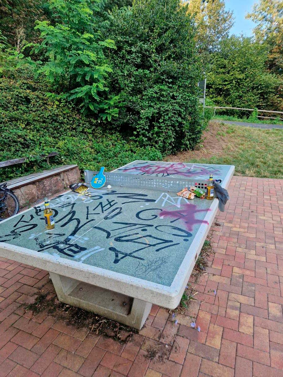 Tischtennis bei Bismarcksäulenweg