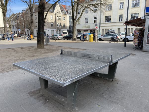 Tischtennis bei Lenauplatz 11