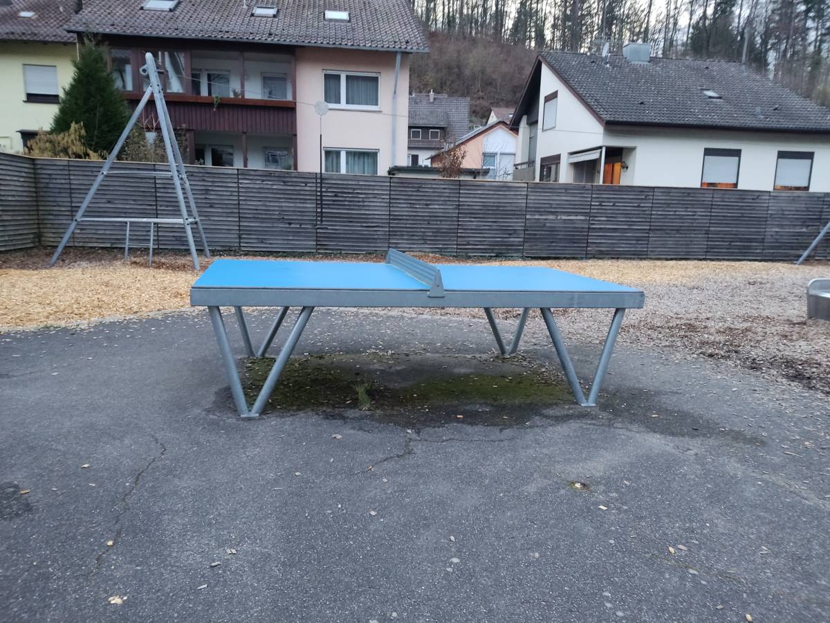 Tischtennis bei Bernhardstraße