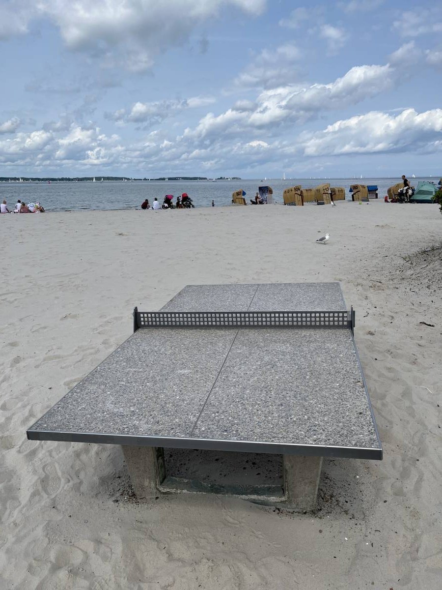 Tischtennis bei Strandpromenade