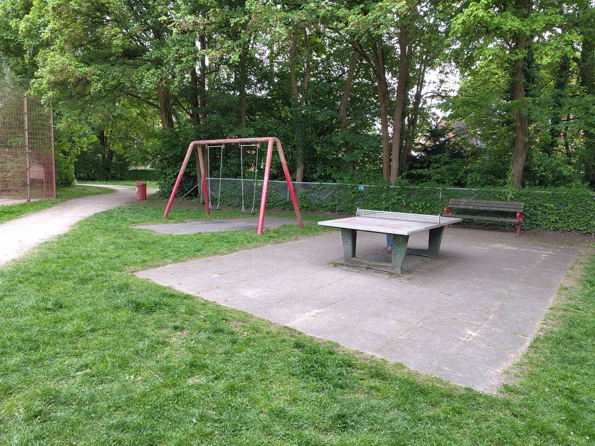 Tischtennis bei Graf-Anton-Weg