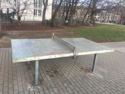 Tischtennis bei Heßstraße 77