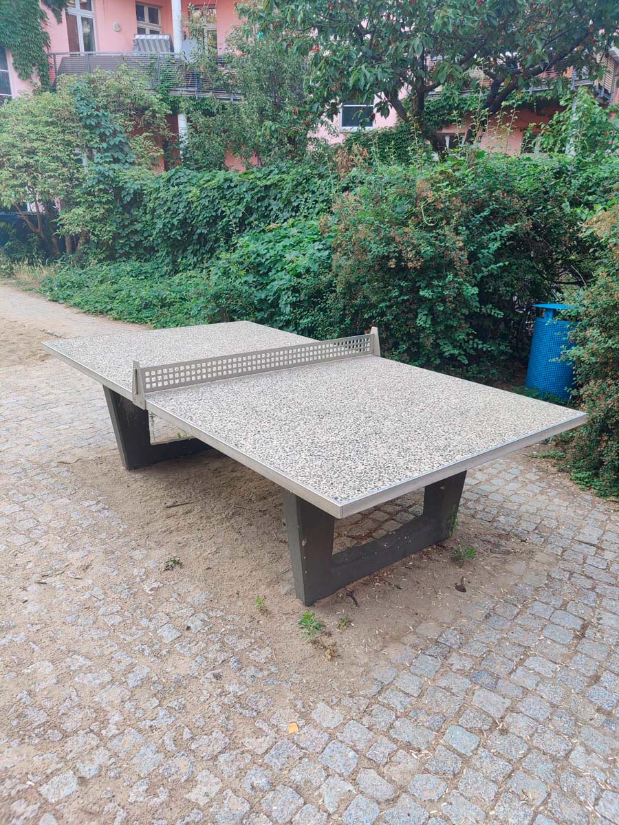 Tischtennis bei Lübecker Straße 21