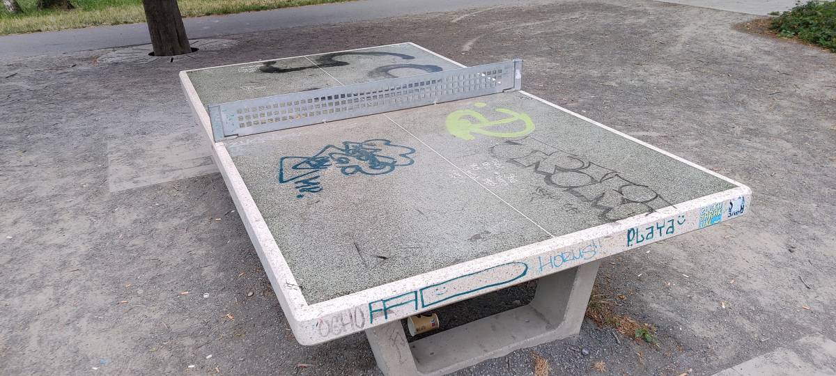 Tischtennis bei Gerichtstraße 40
