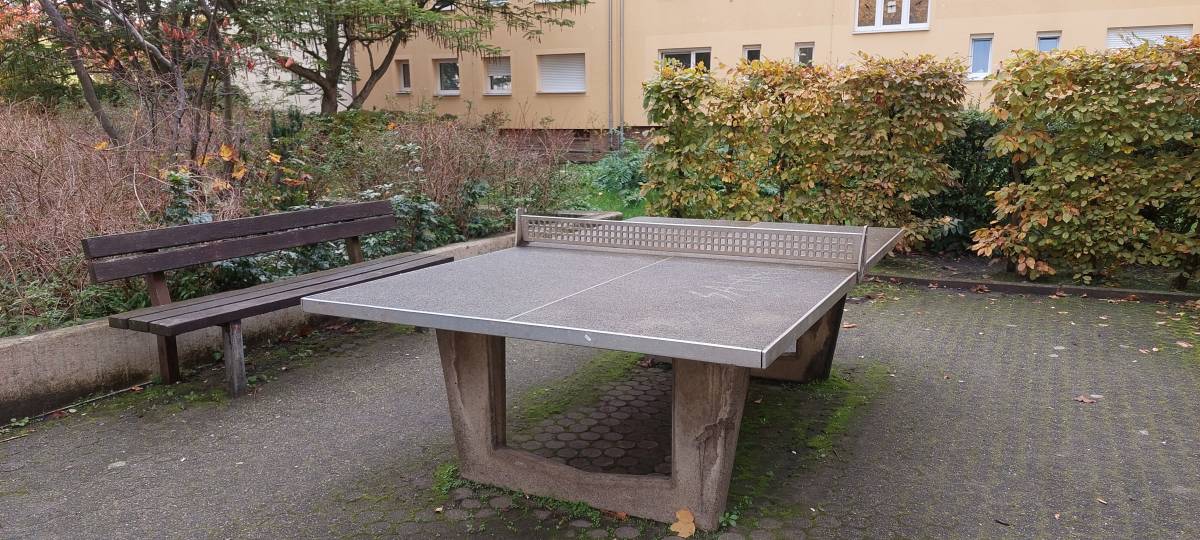 Tischtennis bei Neue Hochstraße 40