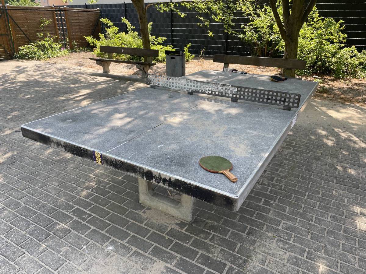 Tischtennis bei Residenzstraße 142