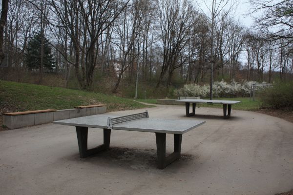 Tischtennis bei Am Hedernfeld 20