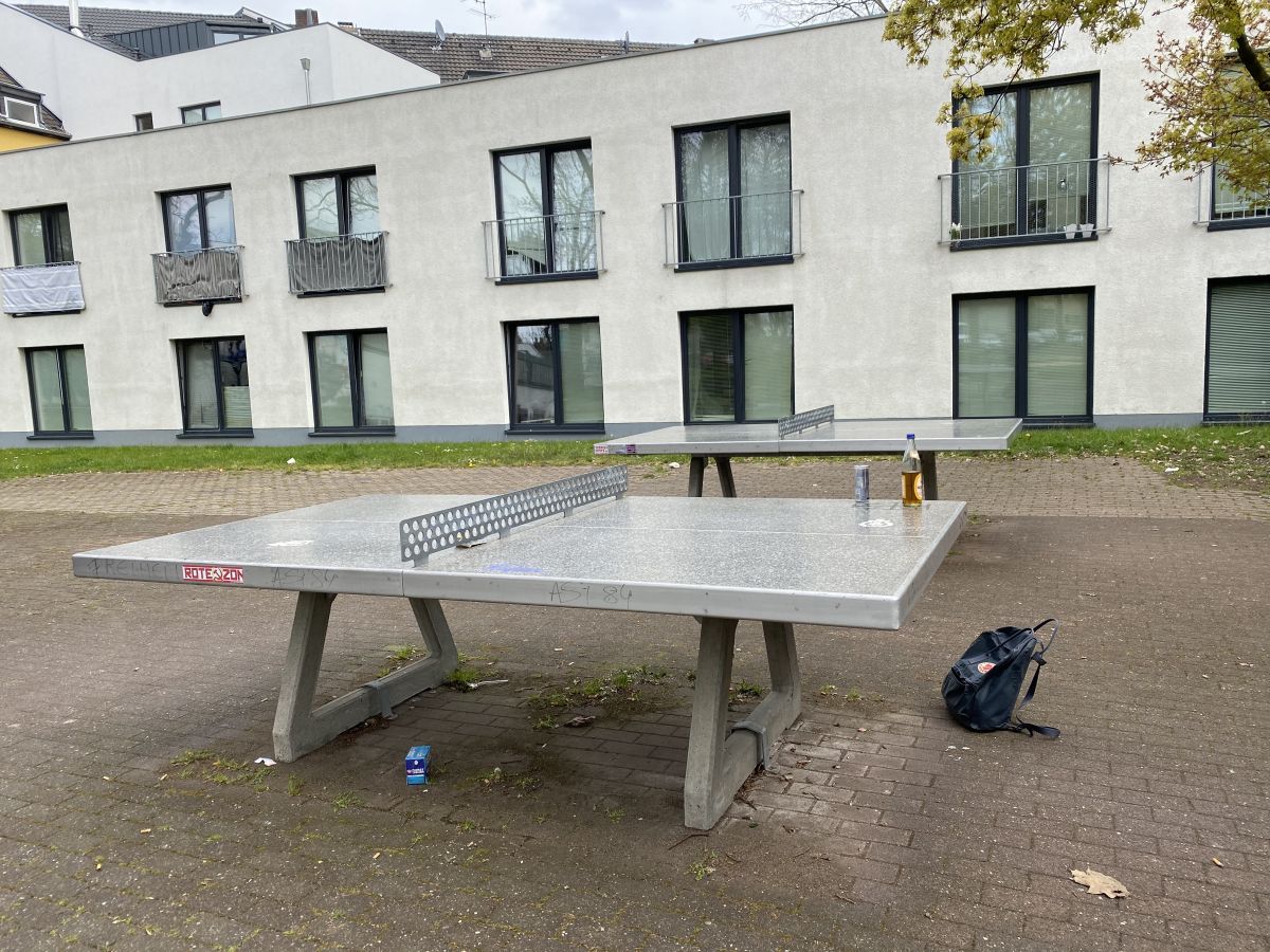 Tischtennis bei Steprathstraße 9
