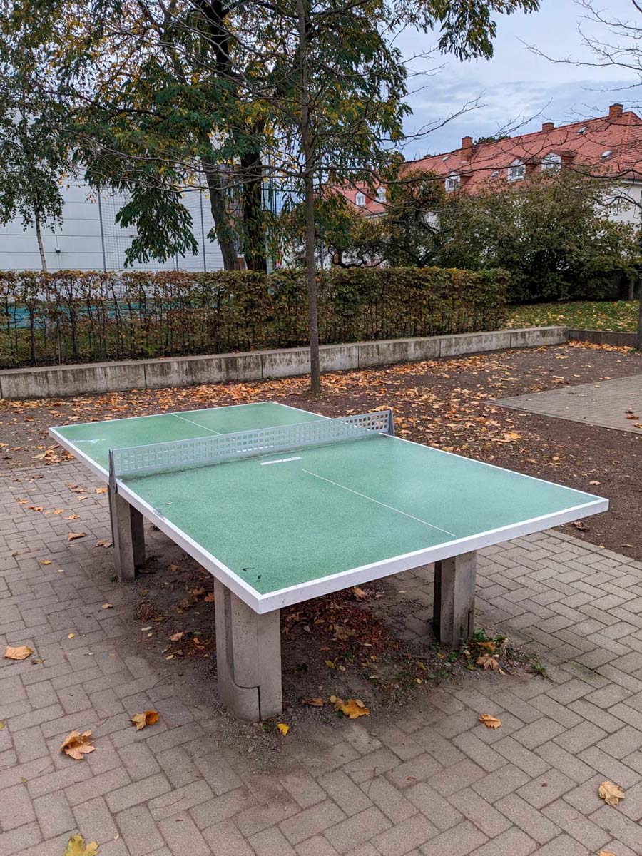 Tischtennis bei Tornaer Str. 2A