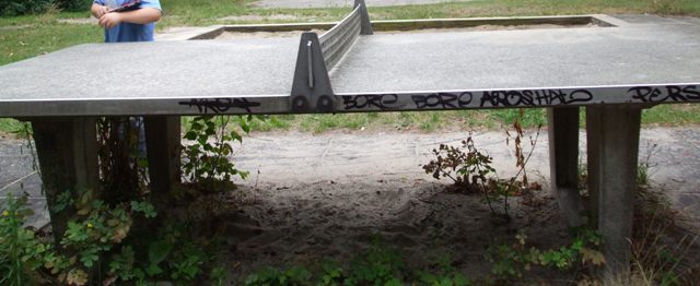 Tischtennis bei Kaiserin-Augusta-Straße