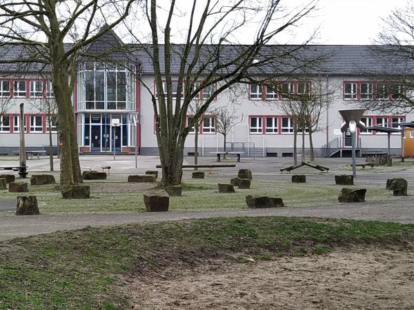 Tischtennis bei Roßheidestraße
