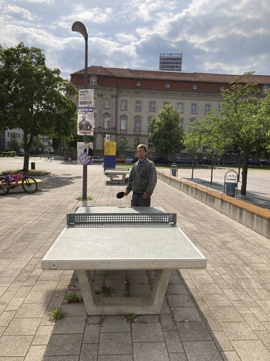Tischtennis bei Logenstraße