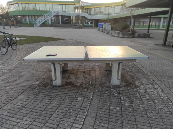 Tischtennis bei Neurieder Straße