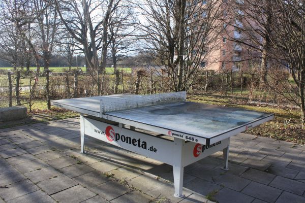 Tischtennis bei Wastl-Witt-Straße