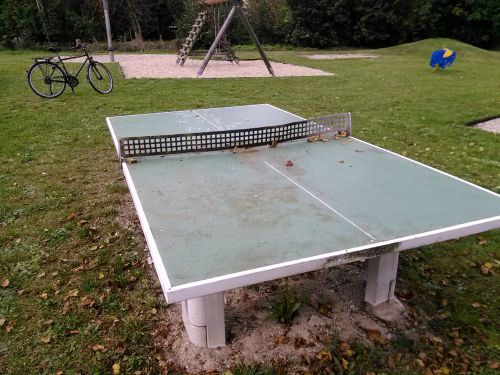 Tischtennis bei Lorenzstraße 33